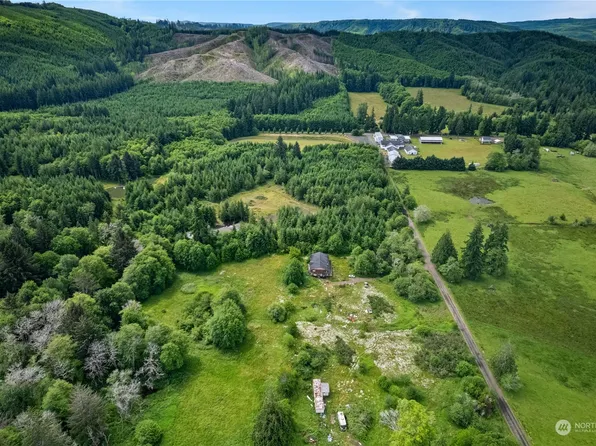 38 Burke Road, Cosmopolis, WA 98537