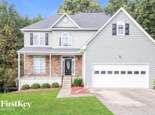 920 Park Place Dr, Loganville, GA 30052