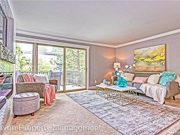 3rd image of 11008 NE 68th St APT 717
