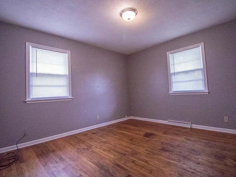 2817 N Willowbrook Rd #B — Photo 9