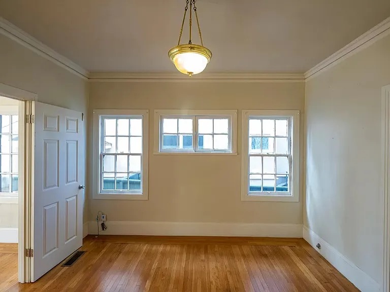 2720 College Ave #2 — Photo 6