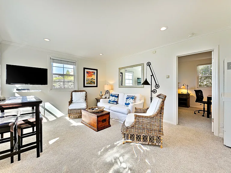215 Bonair St #7 — Photo 12