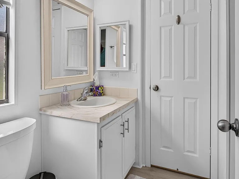 7640 SE Shenandoah Dr — Photo 35
