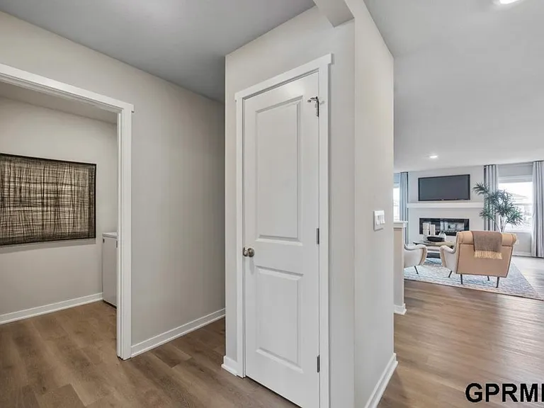 7102 S 204th Ave — Photo 20