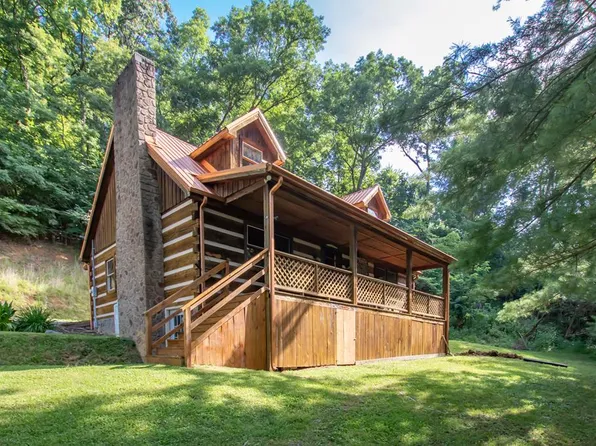 18409 Lavender Ln, Bristol, VA 24202