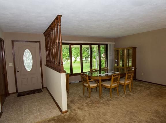 5th image of 58440 Walter Ct