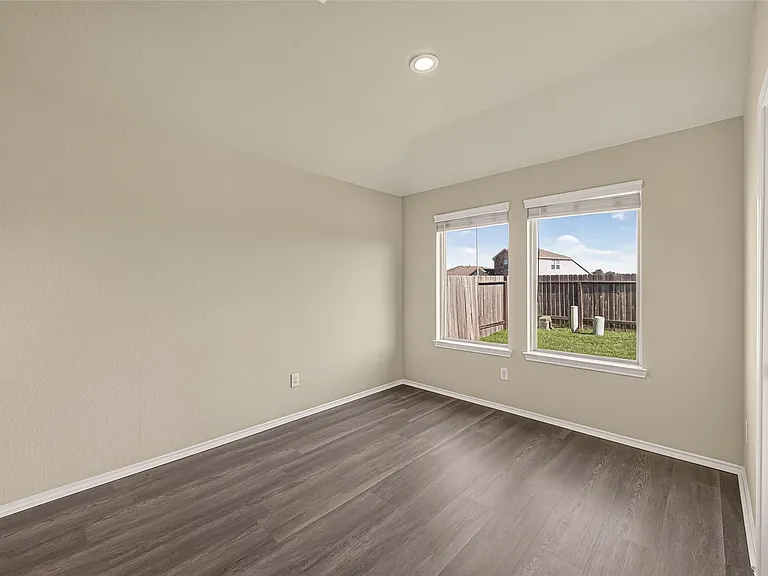 21422 Chester Cliff Ln — Photo 12
