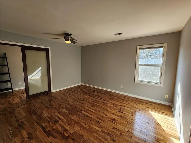 885 Melody Ln — Photo 26