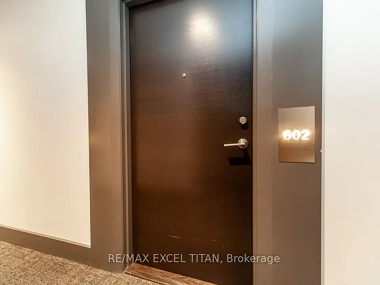 8868 Yonge St #602-E — Photo 3