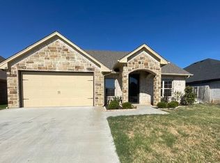 3209 White Horse Dr, Granbury, TX 76049