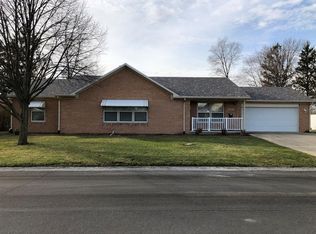 3006 Golf Cir, Danville, IL 61832