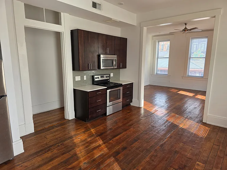 101 W Elder St #201 — Photo 11