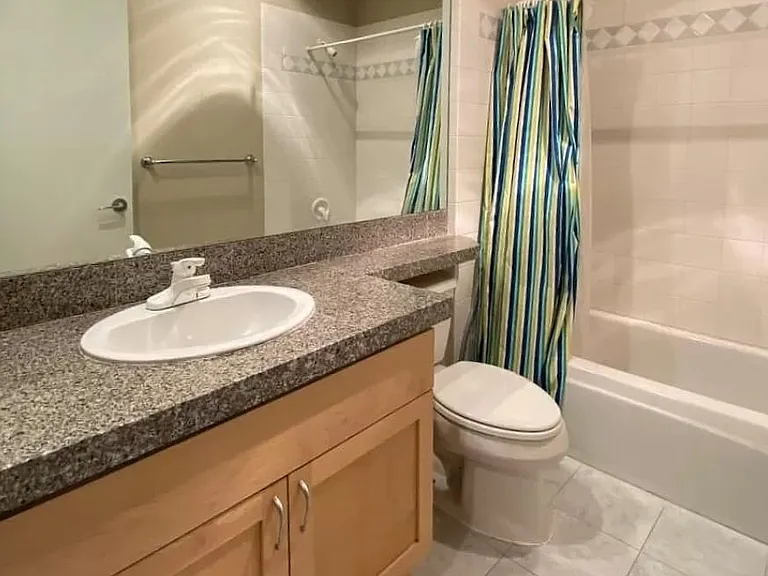 925 110th Ave NE #411 — Photo 7