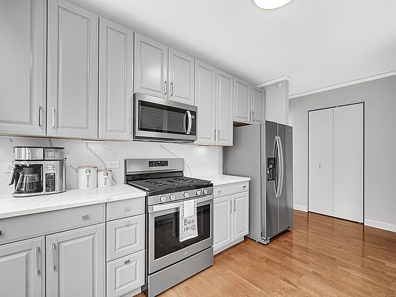 3rd image of 201 N Westshore Dr APT 2208