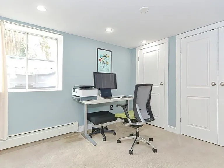 36 Alleyne St #1 — Photo 27