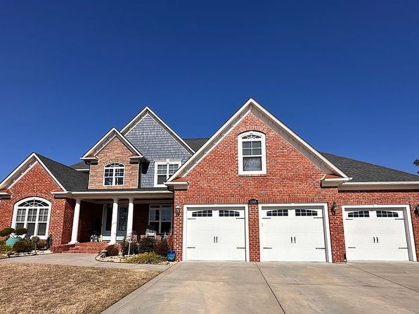 2305 Park Garden Ct
