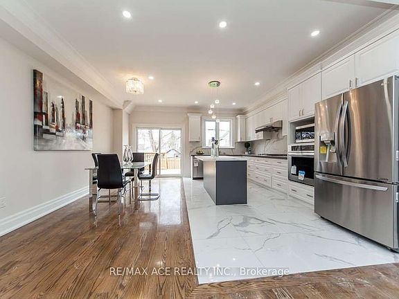 4th image of 48A Leyton Ave