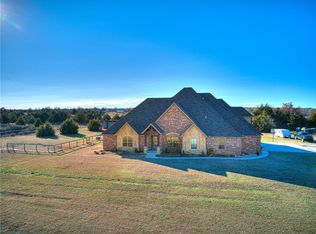 761 Cabin Rd, Harrah, OK 73045