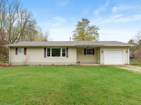 35769 Margurite Ln, Paw Paw, MI 49079