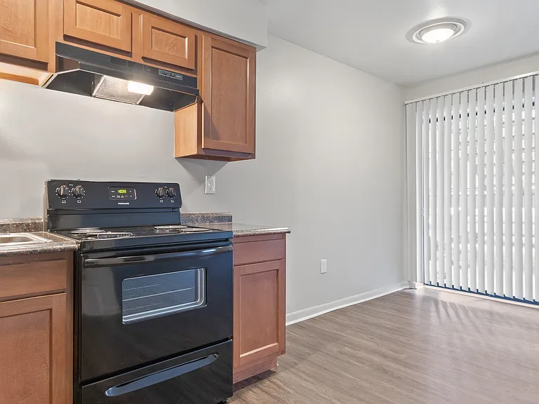4653 Refugee Rd — Photo 23