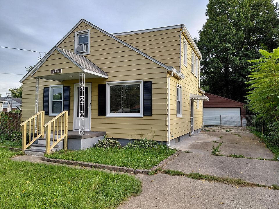 1st image of 2952 Nathan Ave