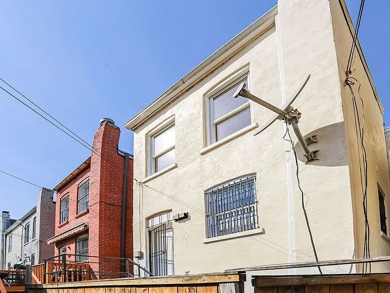 306 R St NW — Photo 51