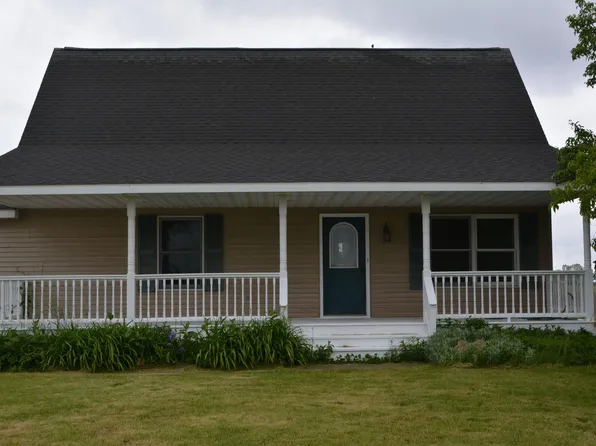 5593 E Rosebush Rd, Rosebush, MI 48878