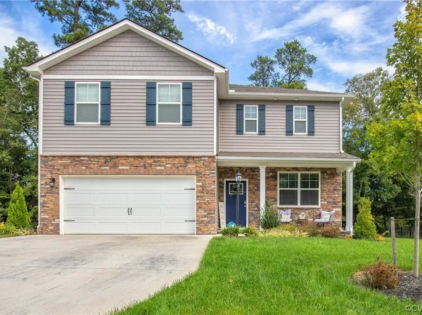 830 Eagle Pl, North Prince George, VA 23860
