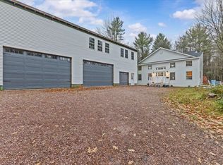 274 Old Stage Rd, Essex Jct, VT 05452