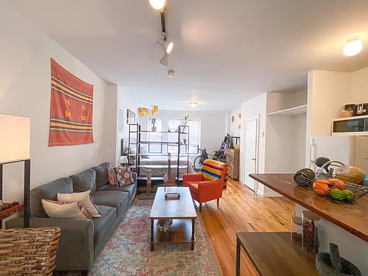 Rented by Compass | media 1