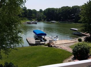 365 Devon Ct, Valparaiso, IN 46385