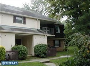 6 Old Forge Xing, Devon, PA 19333