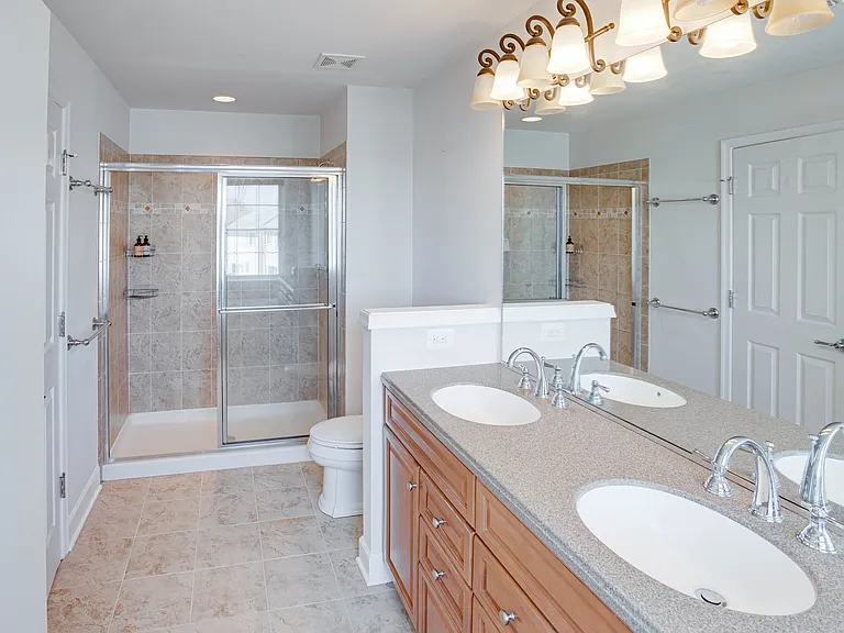 14633 Weeburn Way — Photo 31