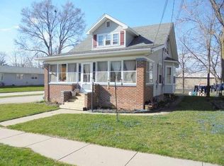 1130 11th Ave, Union Grove, WI 53182