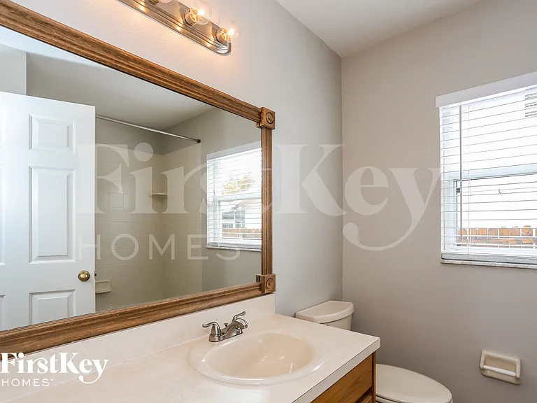 10709 Deepbrook Dr — Photo 18