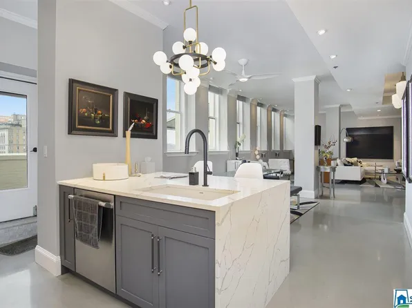 2008 3rd Ave N APT 15A, Birmingham, AL 35203