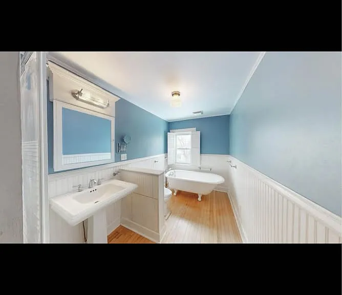 105 Lakeshore Dr NW — Photo 4