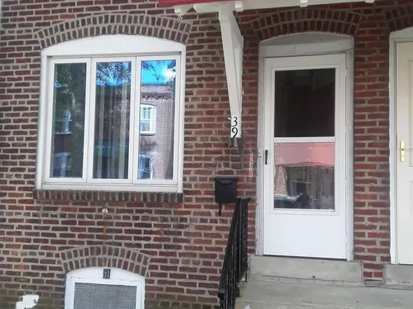 39 Amboy Ave, Roebling, NJ 08554