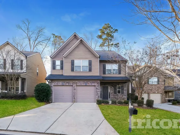 3919 Kingfisher Dr, Atlanta, GA 30349