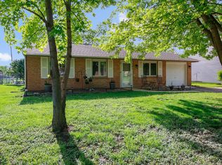 141 Cedarwood Ave, Bolingbrook, IL