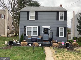 2474 Avondale Ave, Roslyn, PA
