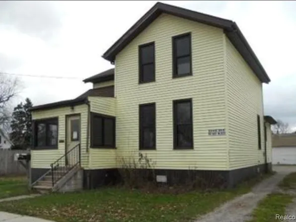 132 S Woodbridge St, Saginaw, MI 48602