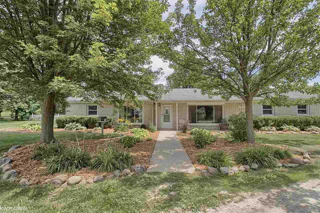 65430 Lowe Plank Rd photo 1