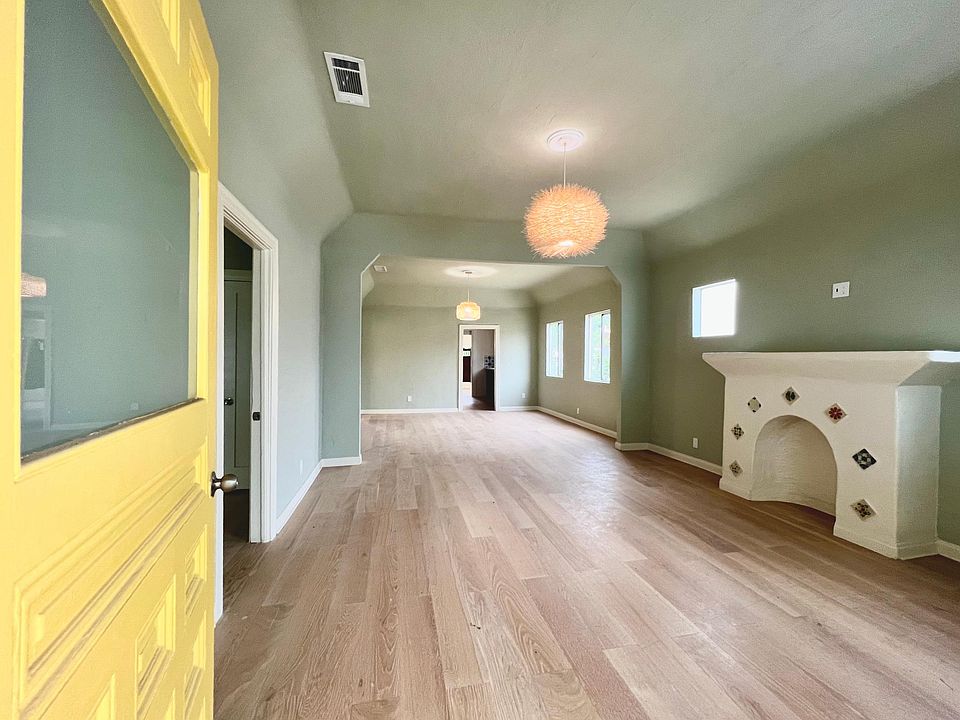 1st image of 135 N Herbert Ave