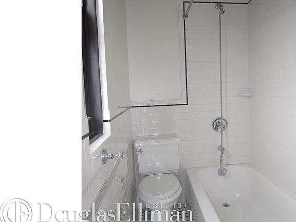 3rd image of 850 Amsterdam Ave APT 8G