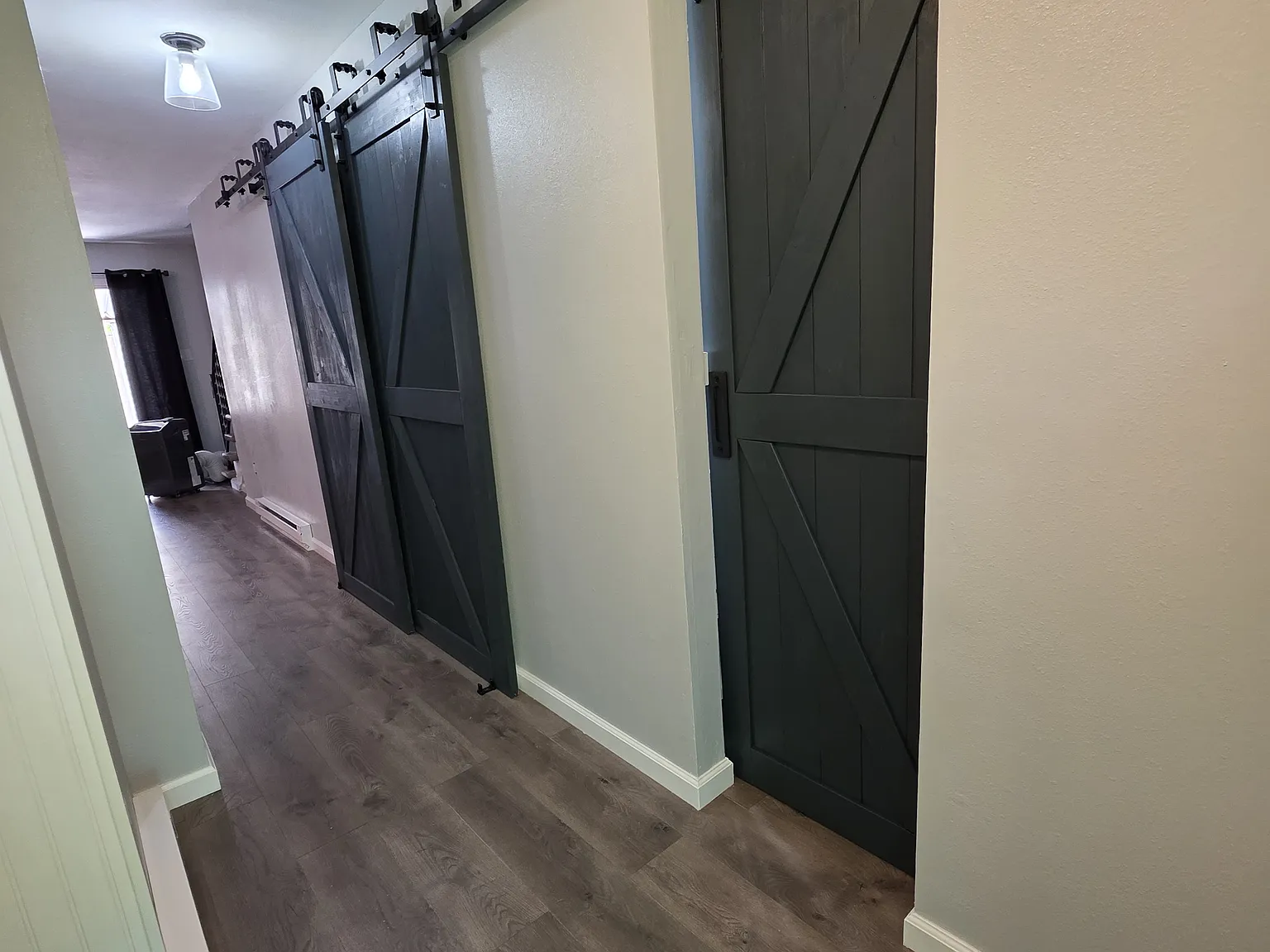2 bed, 1.5 bath, 1220 sqft, $1,850 — Photo 2