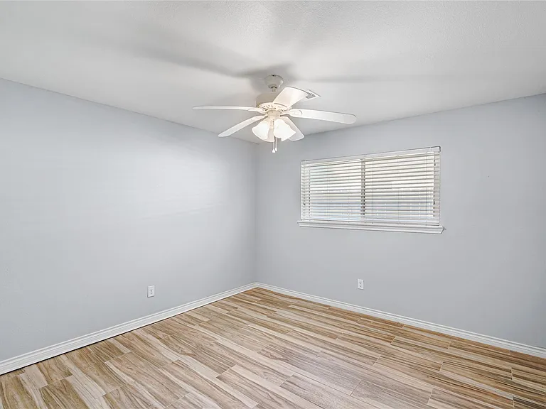 6002 McKnight St — Photo 19