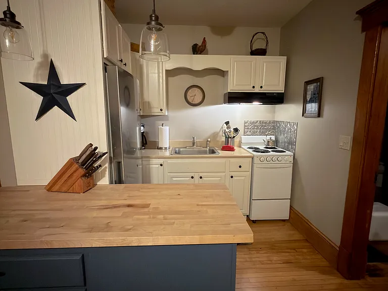 Fully equipped kitchen