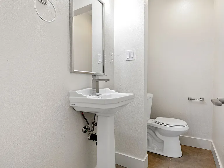 20700 Anza Ave — Photo 18
