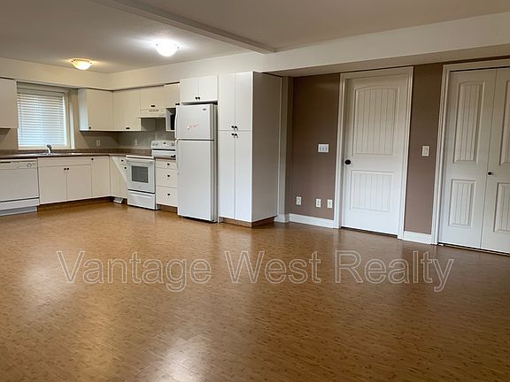 5th image of 1539B Wilmot Ave